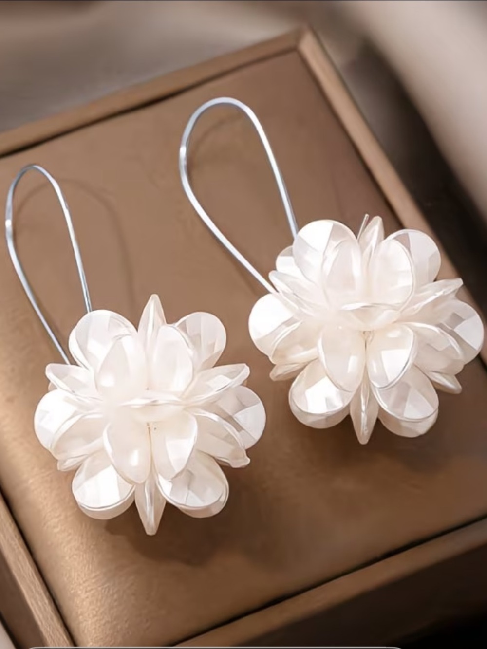 Deal ‼️3 for $20‼️ Elegant White Floral Drop Earrings - Women's Jewelry